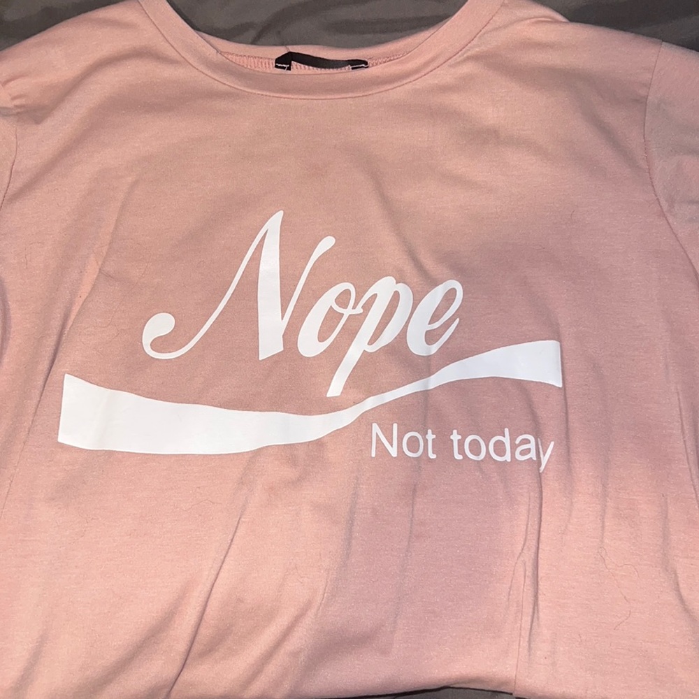 Pink short sleeve tee XL